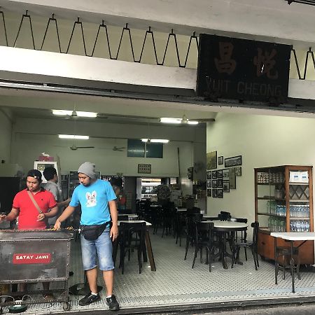 Hood Kota Kinabalu Exterior foto