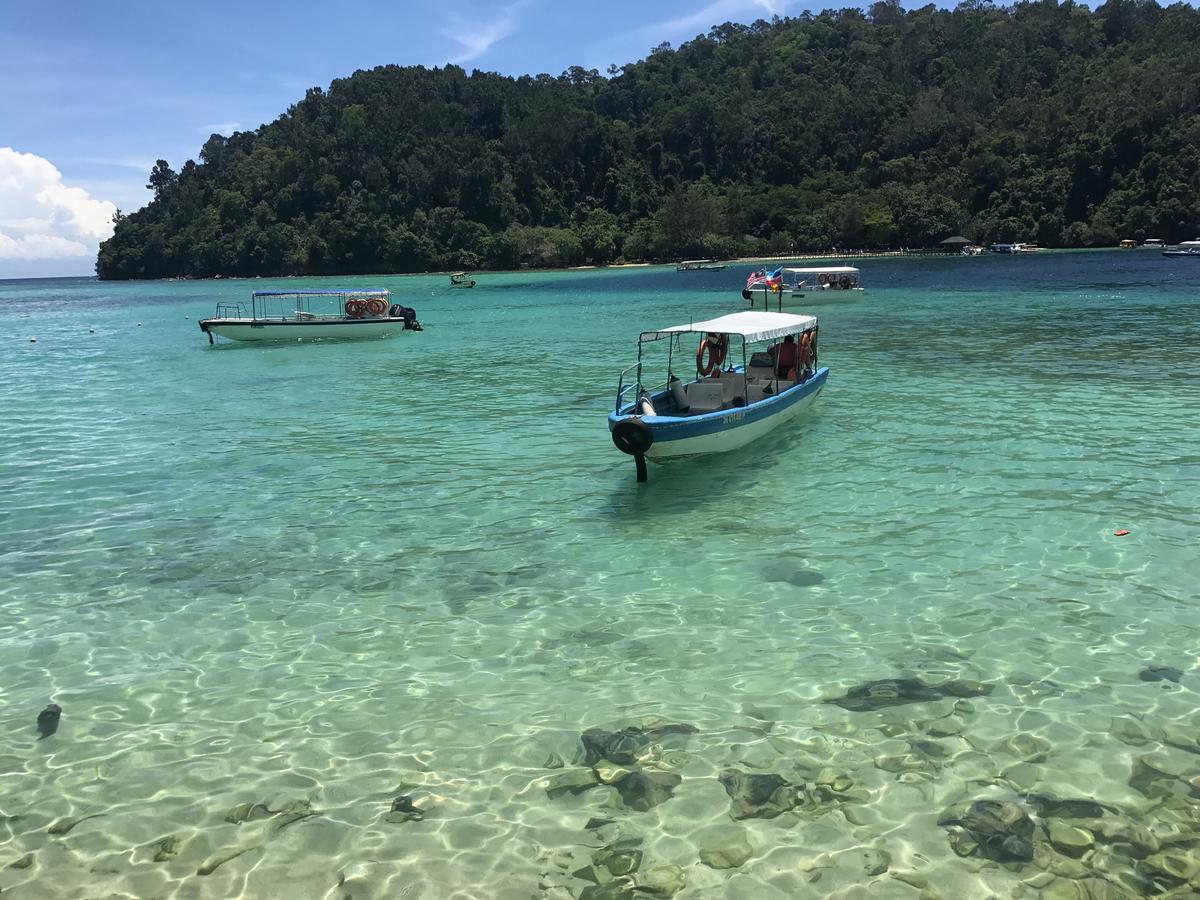 Hood Kota Kinabalu Exterior foto